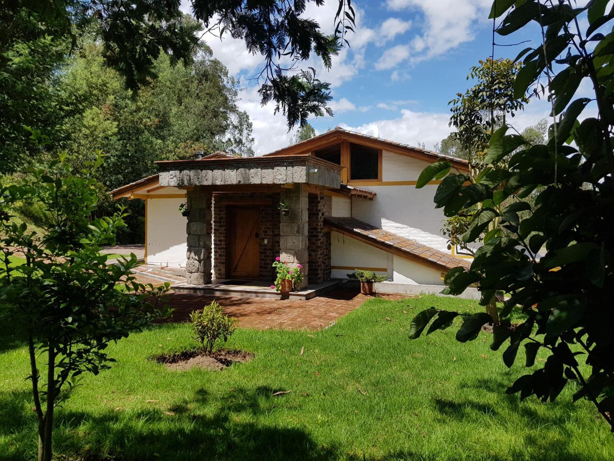 Hacienda Jimenita Wildlife Reserve Puembo Eksteriør bilde