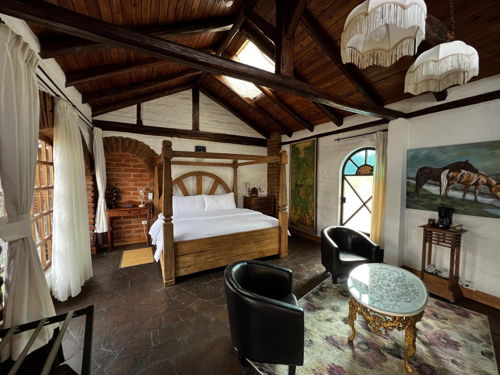 Hacienda Jimenita Wildlife Reserve Puembo Eksteriør bilde