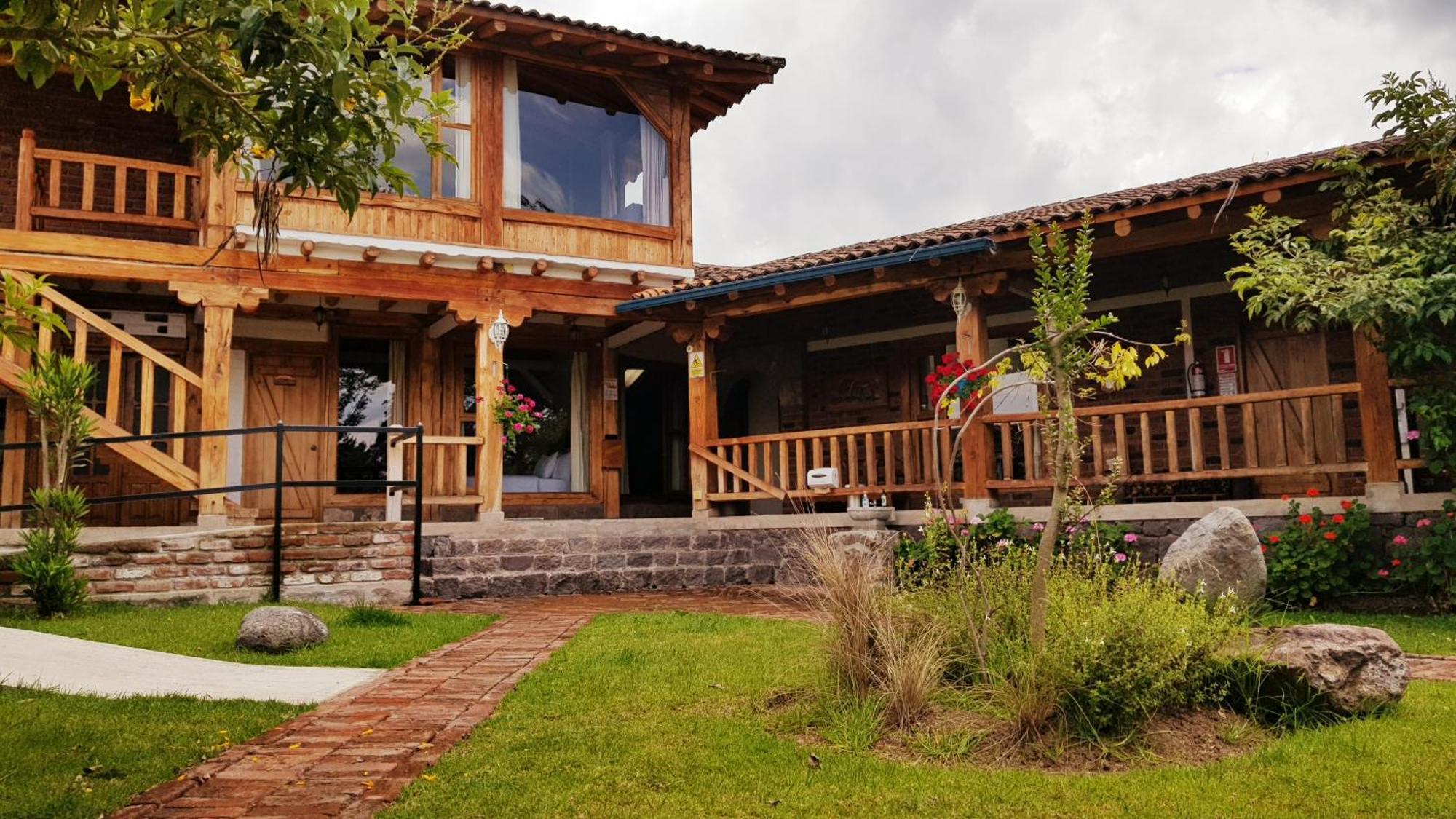Hacienda Jimenita Wildlife Reserve Puembo Eksteriør bilde